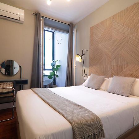Suites You Gran Via Мадрид Экстерьер фото