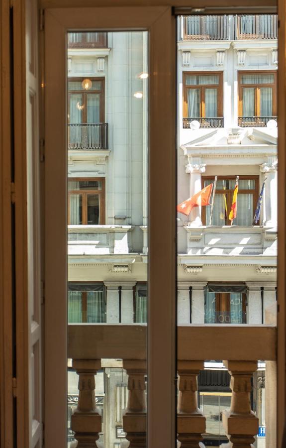 Suites You Gran Via Мадрид Экстерьер фото