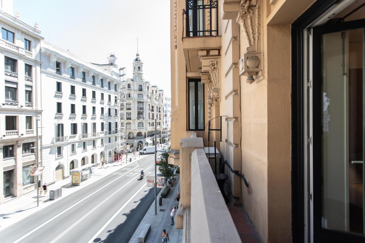 Suites You Gran Via Мадрид Экстерьер фото